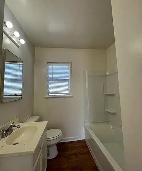 1122 Cherry Ave #D — Photo 8