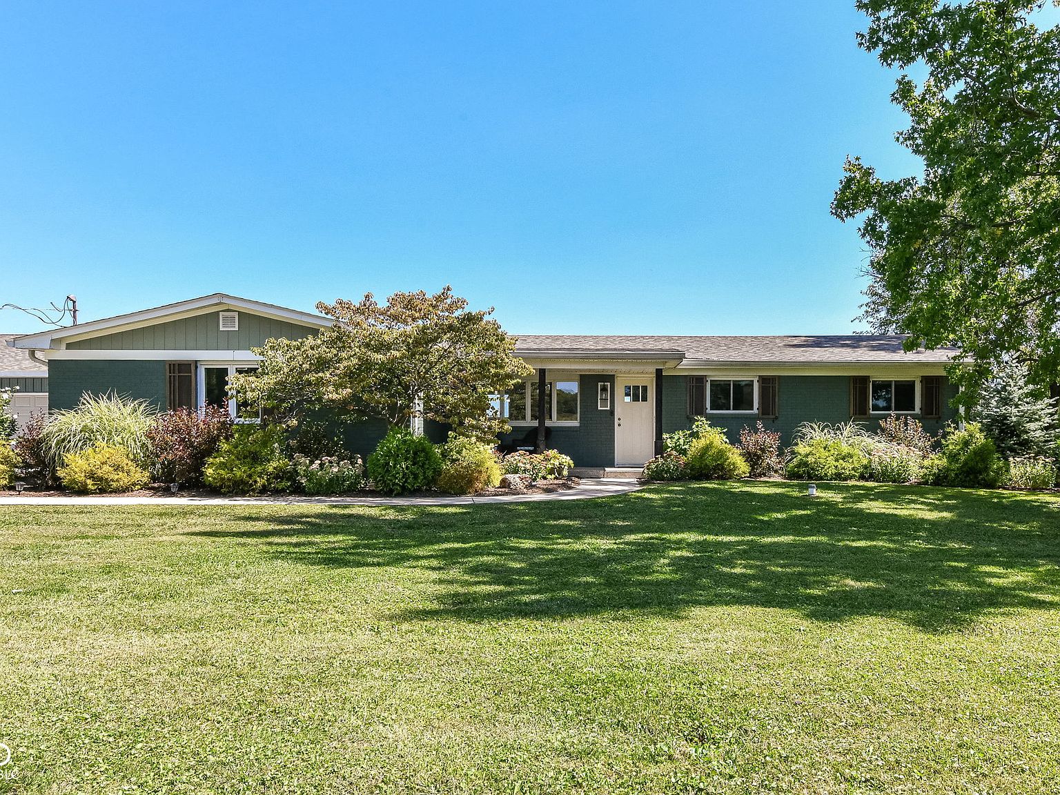 ★SALE★訳あり格安★本物です！★ラッセン★コスモス★65/225★送料込★ 6825 S 425 E, Lebanon, IN 46052 | MLS #22068280 | Zillow