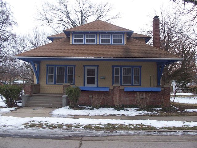 1st image of 216 N New St