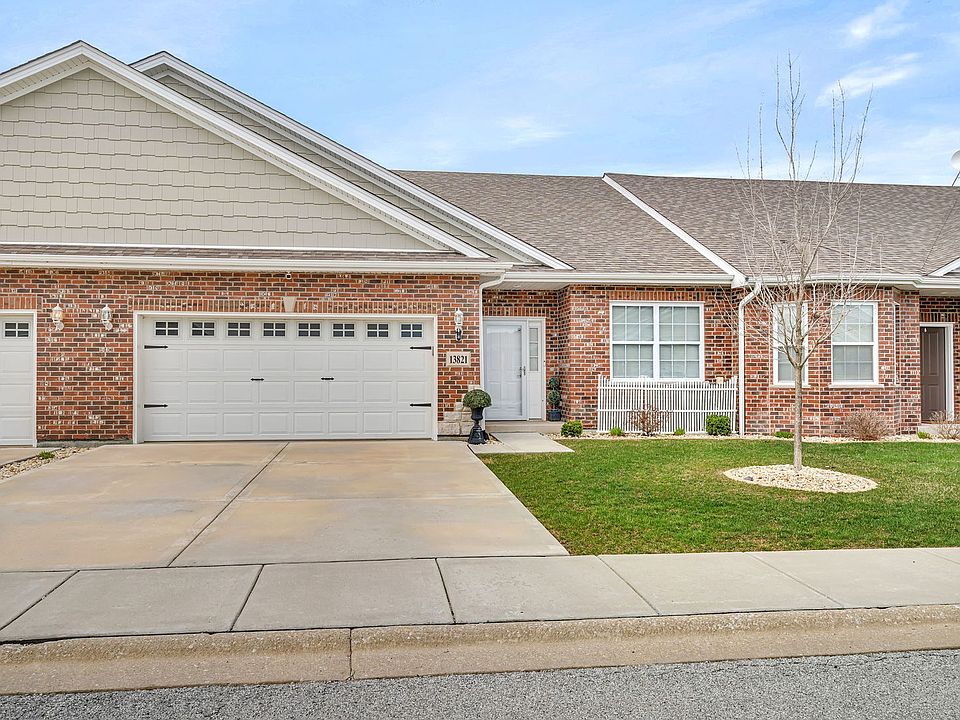 1st image of 13821 W Chase Ct