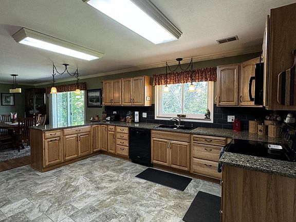 2nd image of 255 E Hardin Ln