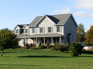 7209 Swamp Rd, Bergen, NY 14416