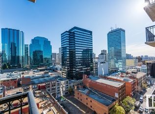 10180 104th St NW #2305, Edmonton, AB T5J1A7