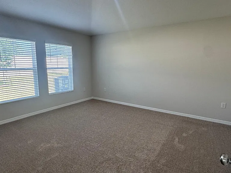 1049 Foreshore Ln — Photo 9