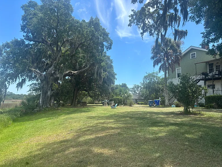 40 Captiva Row #B — Photo 10