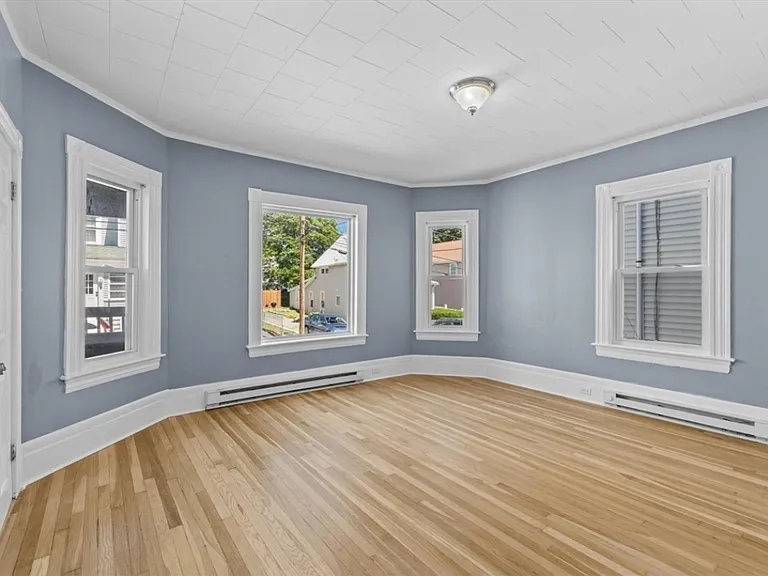 20 Ashland Ave #20 — Photo 2