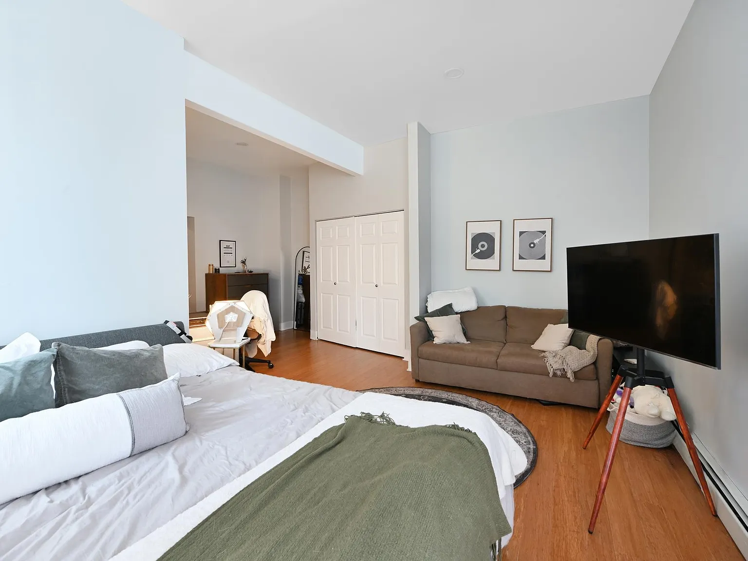 Studio, 1.0 bath, 486 sqft, $2,400 — Photo 4