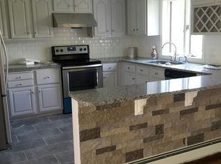 600 Alden St APT 1, Fall River, MA 02723