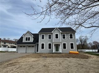 3 Brian Dr, Bristol, RI 02809