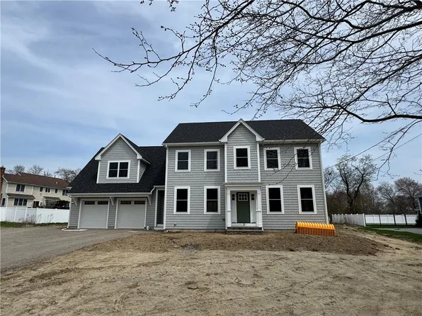 3 Brian Dr, Bristol, RI 02809