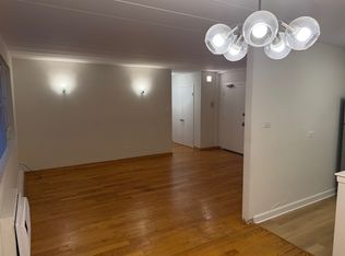 2035 W Granville Ave APT 310, Chicago, IL 60659