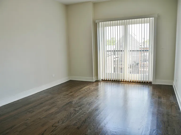 2127 W Division St #2 — Photo 9