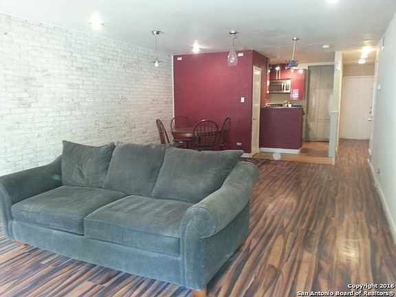 3rd image of 8030 Broadway St #101