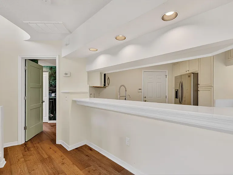 1625 Abrams Rd — Photo 13