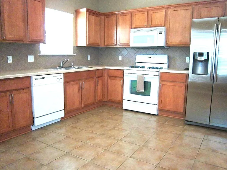 2320 Pearson Way — Photo 3