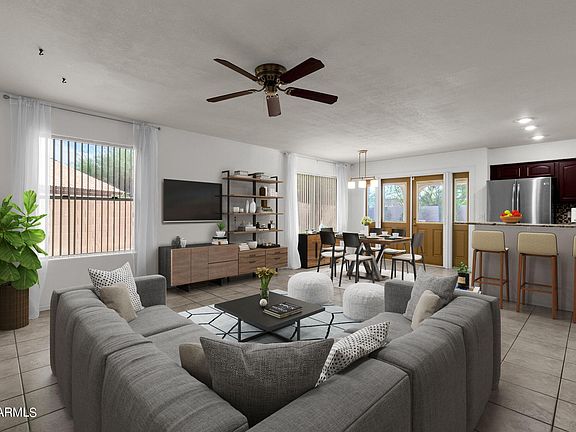 3rd image of 854 S BRADLEY Drive