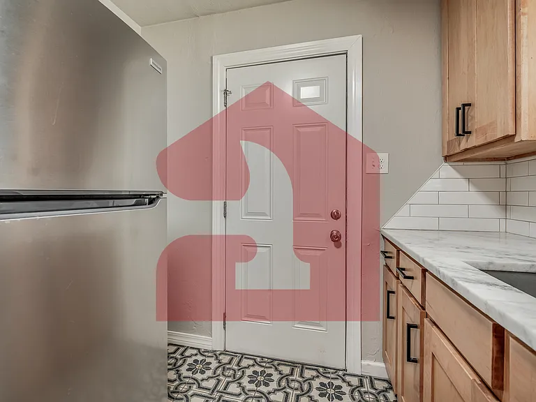 2145 Brighton Ave — Photo 17