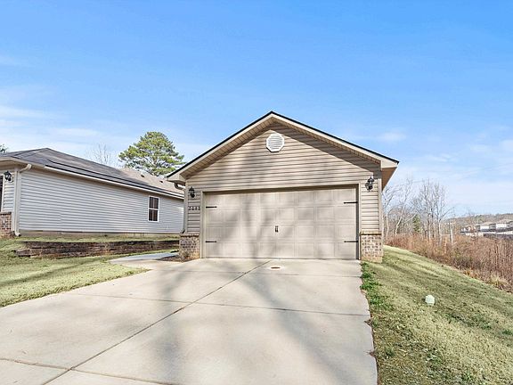 3rd image of 2093 Kilpatrick Ln NW