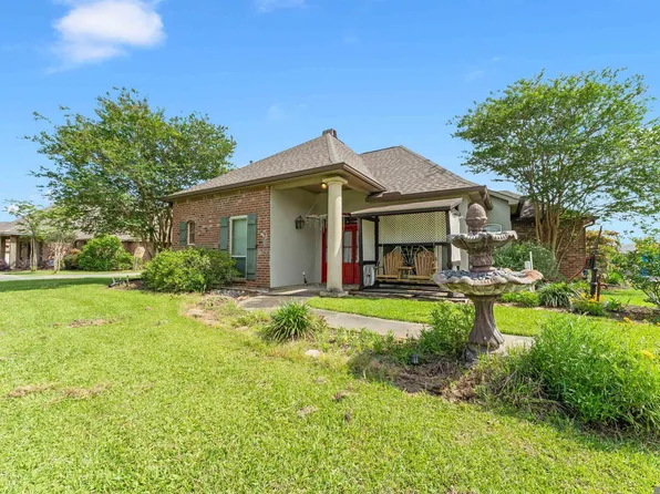 10064 Garden Oaks Ave, Denham Springs, LA 70706