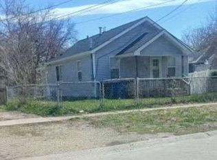 1305 E 26th St, Des Moines, IA 50317