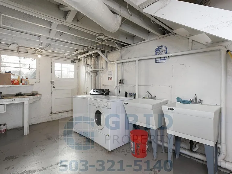 1905 SE Morrison St #1 — Photo 13