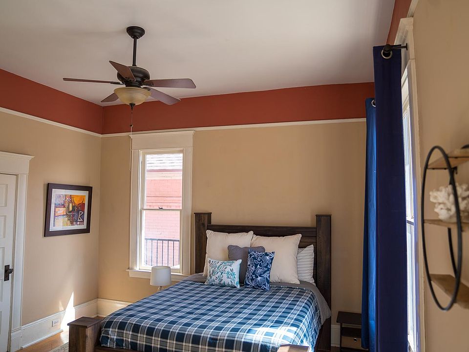 1st image of 1124 N El Paso St APT 3