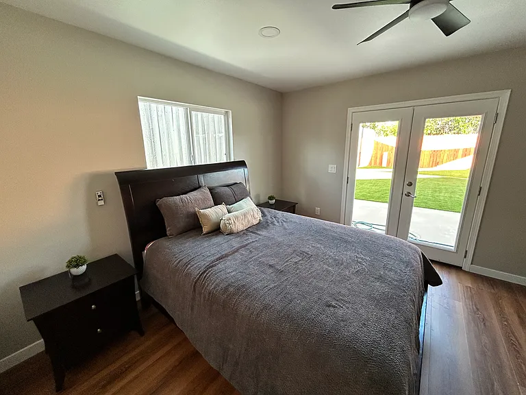 4716 Merced Ave — Photo 4