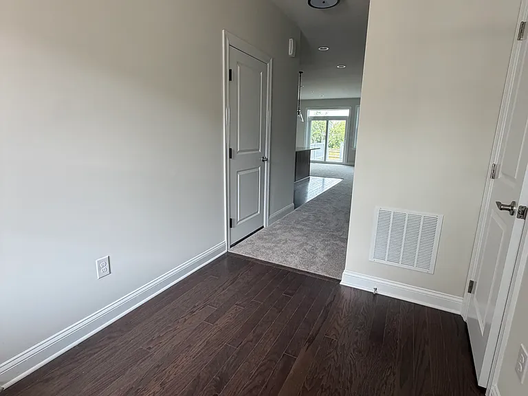 436 Reagans Ln — Photo 16