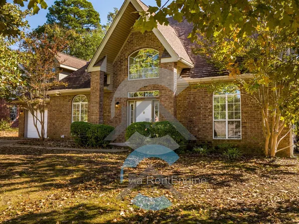 41 Ozark Dr, Maumelle, AR 72113