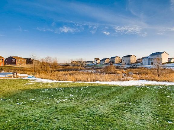 5th image of 1660 Grouse Way