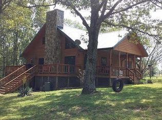 3332 Simmons Rd, Pikeville, TN 37367