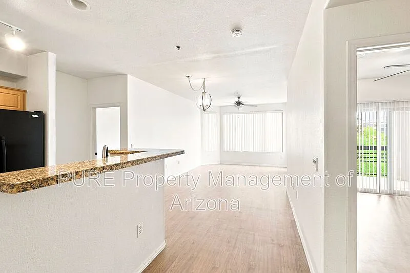 420 W 1st St #321