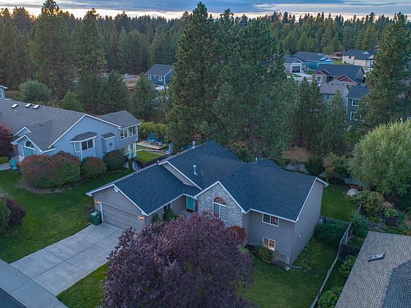 3rd image of 3506 S Morrill Dr