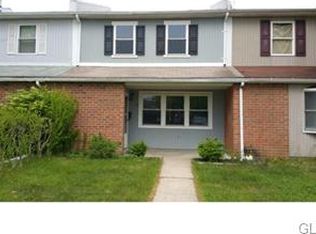 152 Forsythia Ct, Quakertown, PA 18951