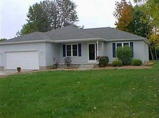 1225 Mary Dr SW, Warren, OH