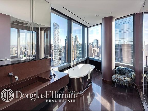 3rd image of 80 Columbus Cir #71-C