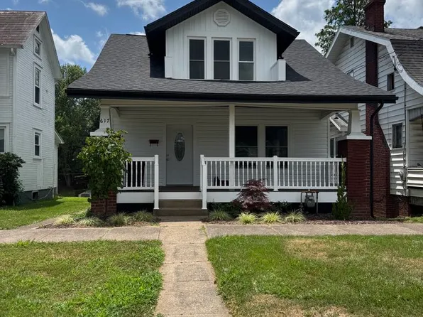 617 8th St, Marietta, OH 45750