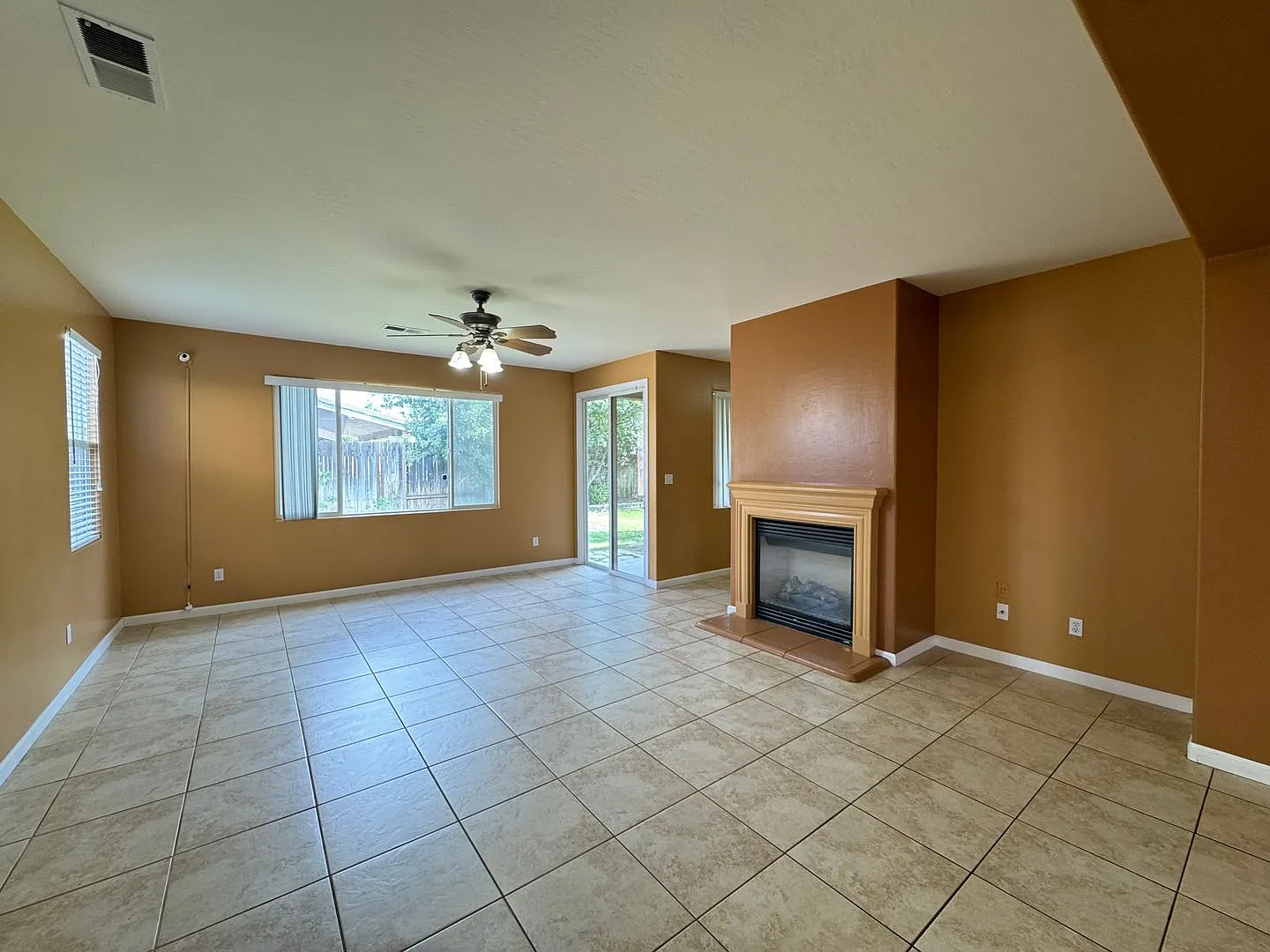 Beautiful Northwest Location! — Photo 4