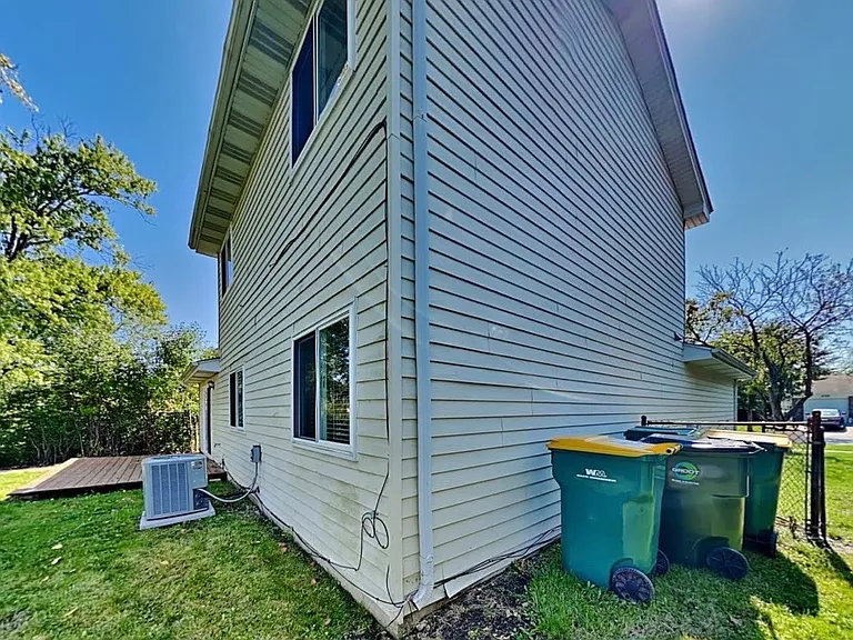 6793 Red Wing Dr — Photo 18