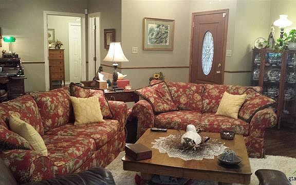 3rd image of 525 County Road 4120