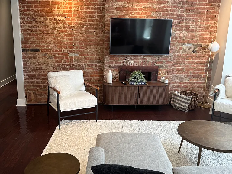 1501 Vine St #304 — Photo 2