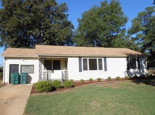 319 Troy St, Magnolia, AR 71753