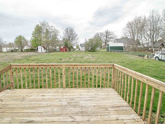 2nd image of 330 Hugh Hunter Rd