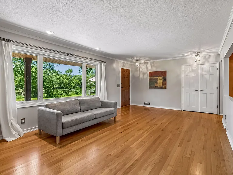 6013 Porter Ln — Photo 6