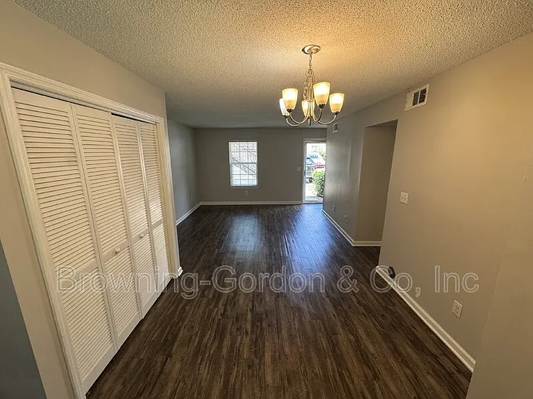 1303 Acklen Ave #103 — Photo 4