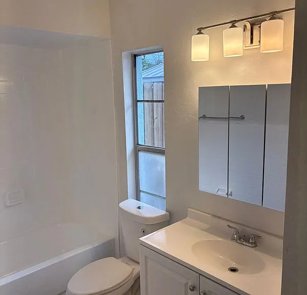 4402 44th Ave N #A — Photo 8