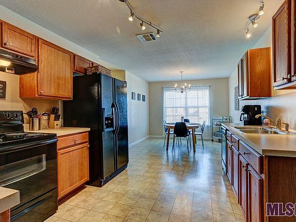 5th image of 12822 Hazlewood Dr
