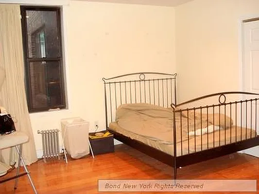 Rented by Bond New York | media 5