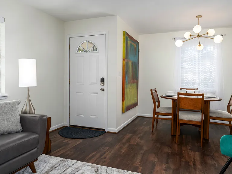 3984 Christopher Dr — Photo 6