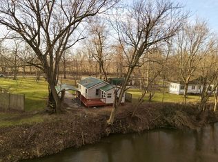 6742 Ramsey Rd, Hebron, IN 46341